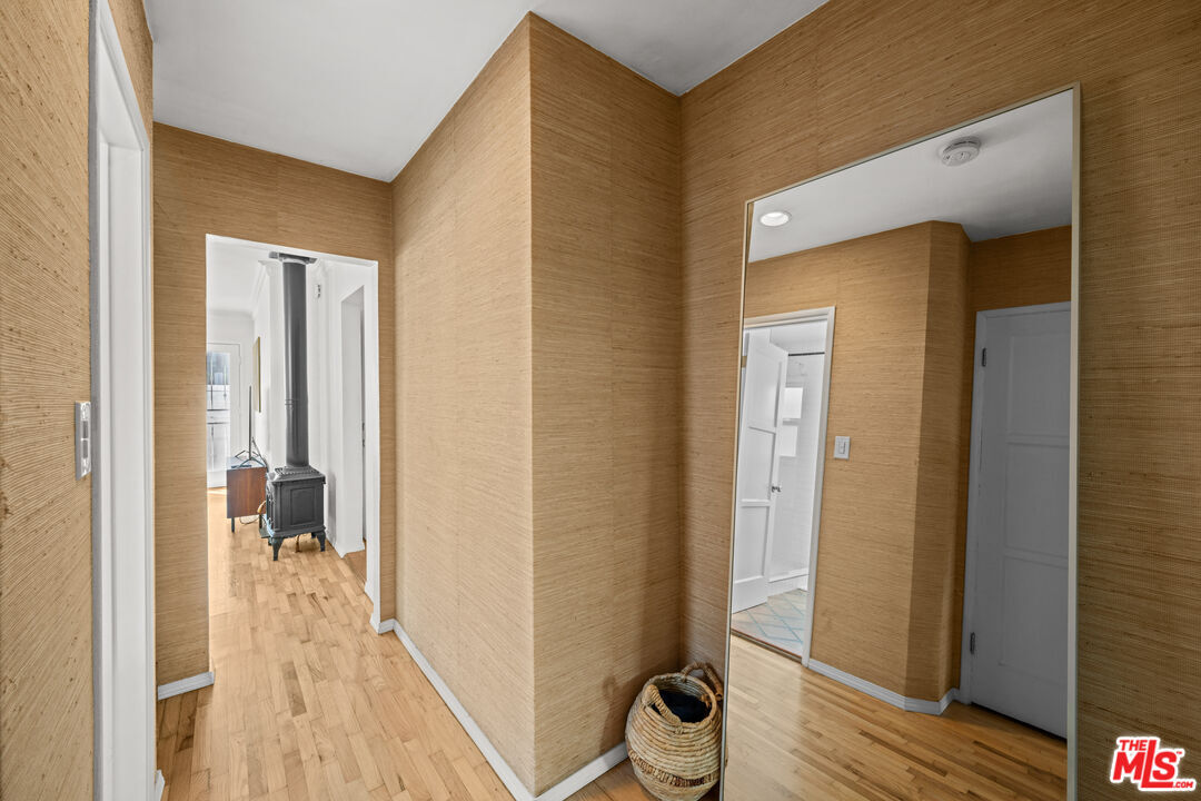 2340 Abbot Kinney Blvd Houses in Los Angeles, CA Westside Rentals