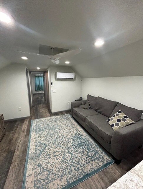 Foto del edificio - 1750 Hamilton Ave