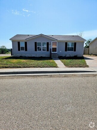 Building Photo - 2312 Newport Ave