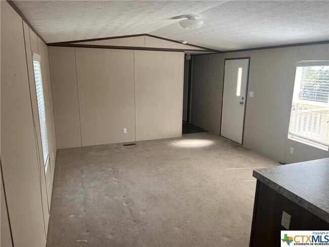 Building Photo - 232 Deer Valley St
