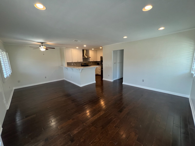 Building Photo - 2452 Caminito Ocean Cove