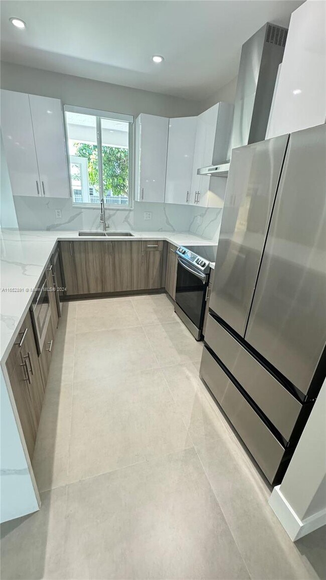 Foto del edificio - 6471 SW 43rd St