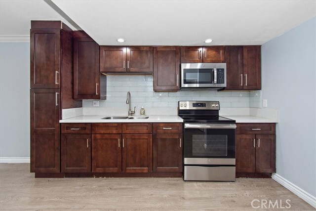 Building Photo - 12939 Royal Palm Cir