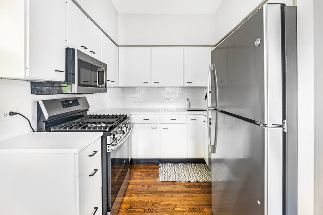 Building Photo - 1337 W Flournoy St