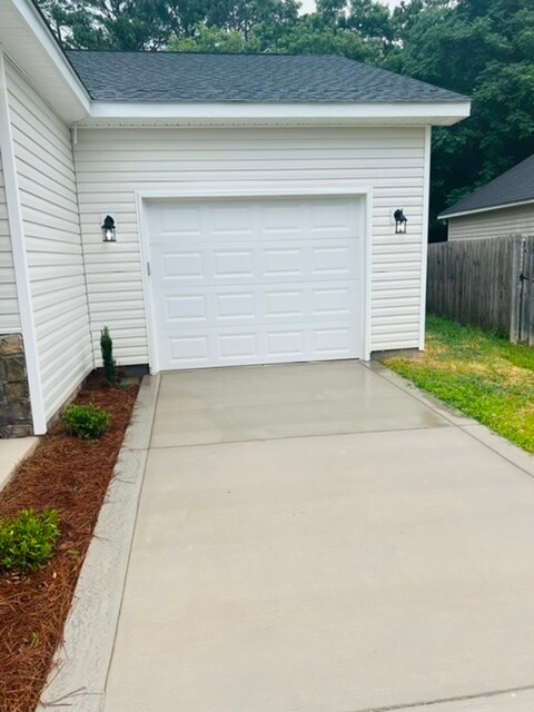 Building Photo - 1009 Patina Ct