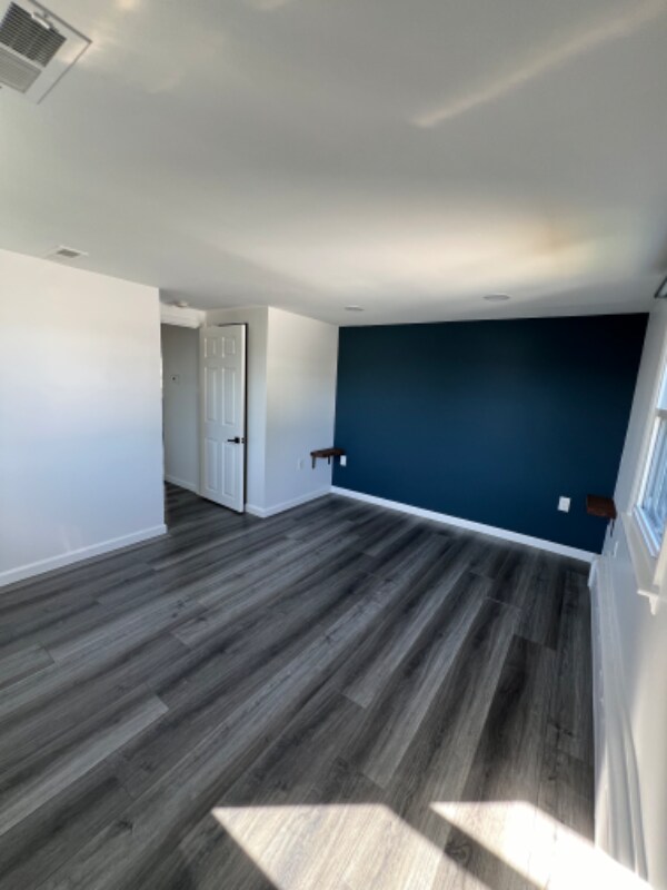 Building Photo - 8360 Ferndale St