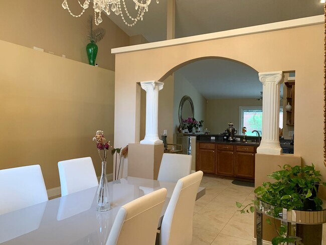 Dining Room - 1525 Stoneywood Way