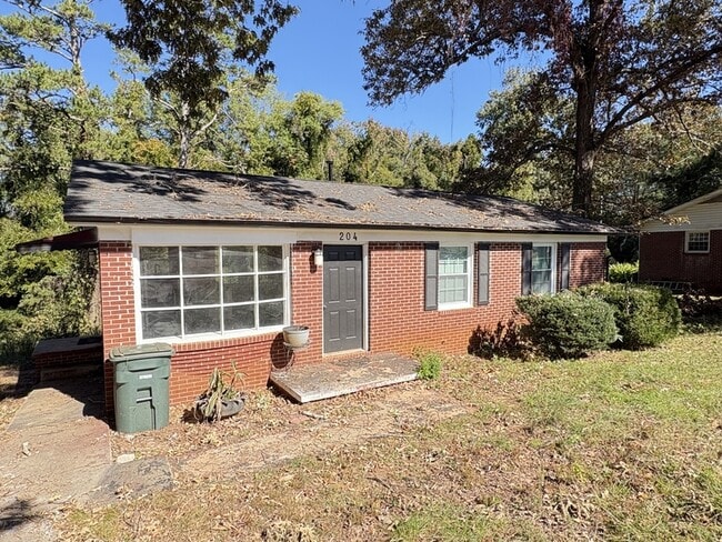 Photo - 204 Vista Cir House