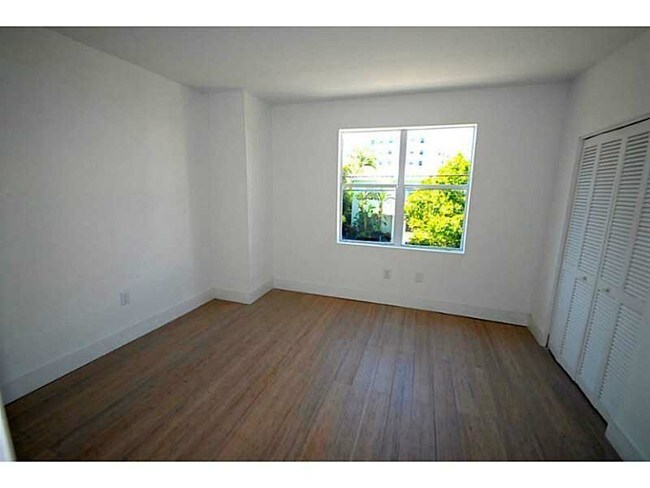 Building Photo - 1008 Jefferson Ave