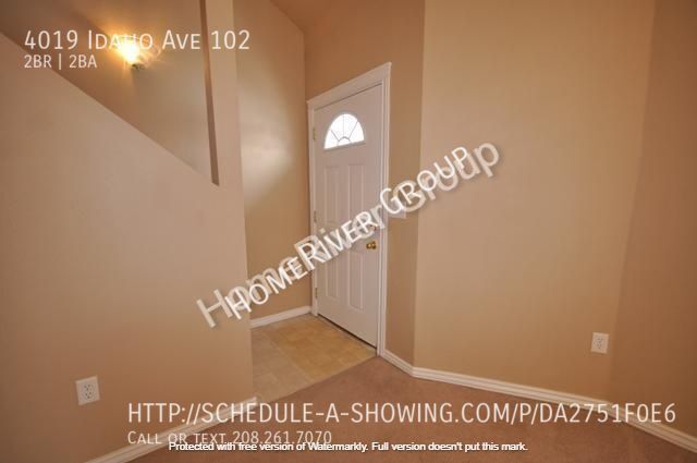 Building Photo - MOVE IN READY 8/23! 2X2 Townhome in Caldwell!