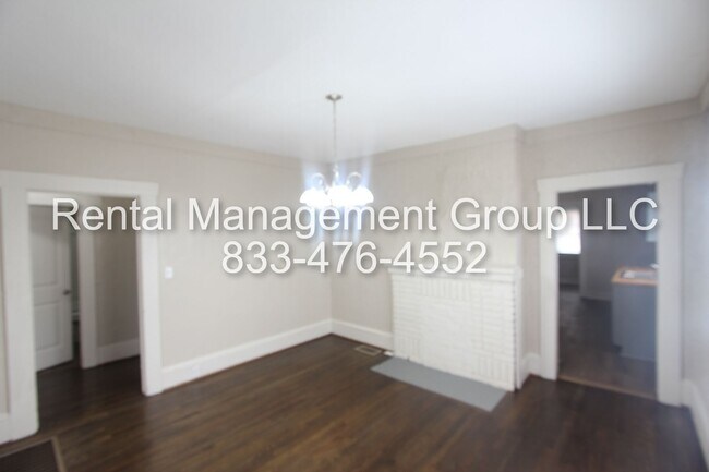 Foto del edificio - New On The Market and Newly Renovated!! Be...