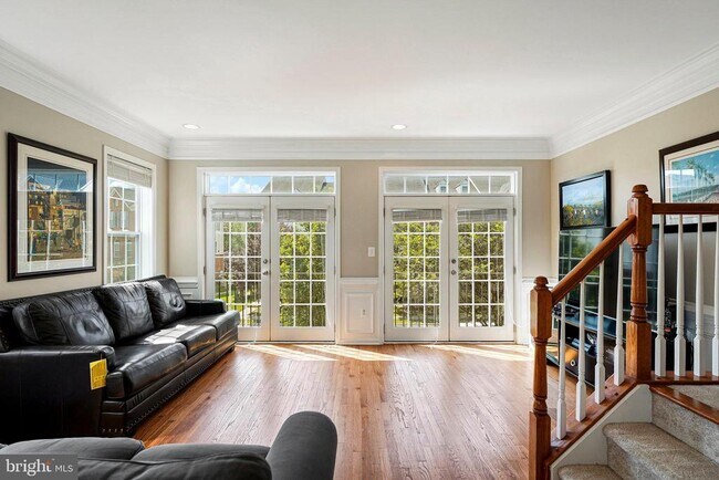 Foto del edificio - 23073 Weybridge Square