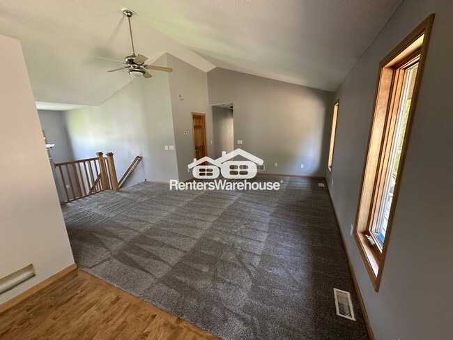 Building Photo - 180 Luisa Ct