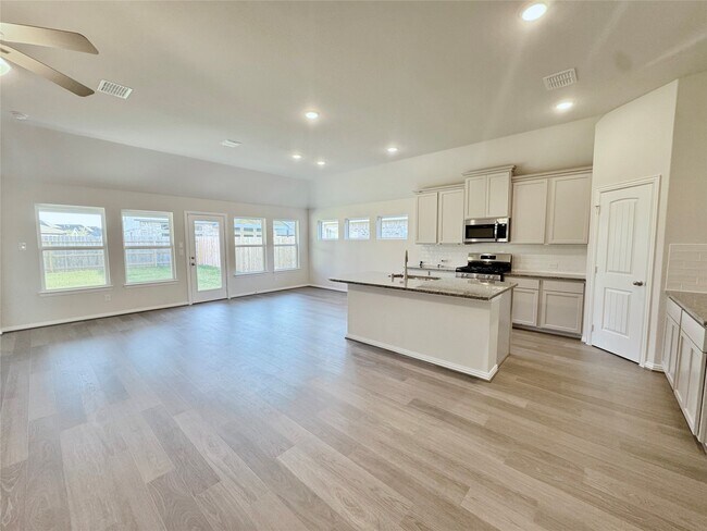 Building Photo - 24539 Greeley Lake Dr