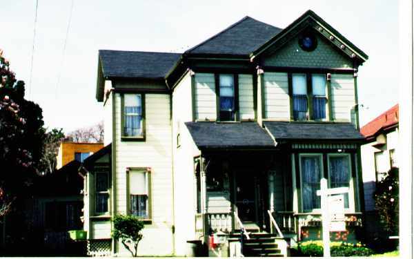Building Photo - 1181-1183 Regent St
