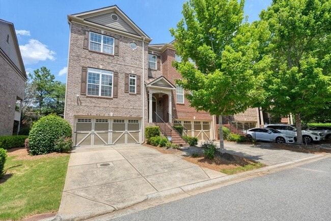 Building Photo - 3888 Fairhill Point