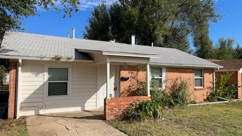 Photo - 1010 Bell Dr House