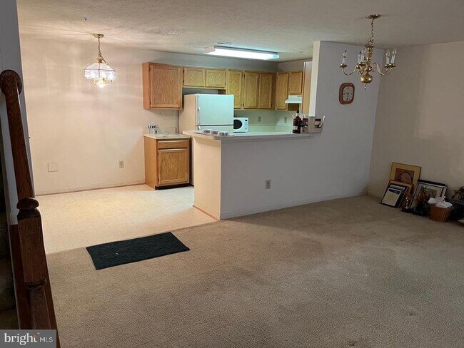 Building Photo - 4643 Deepwood Ct