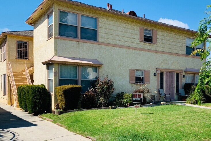 5 Unit Bldg - 1419 S Hayworth Ave