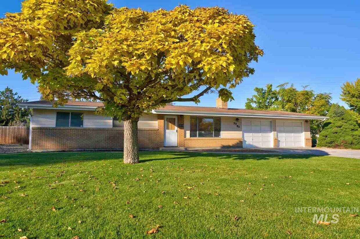 Foto principal - 1721 S Raymond St