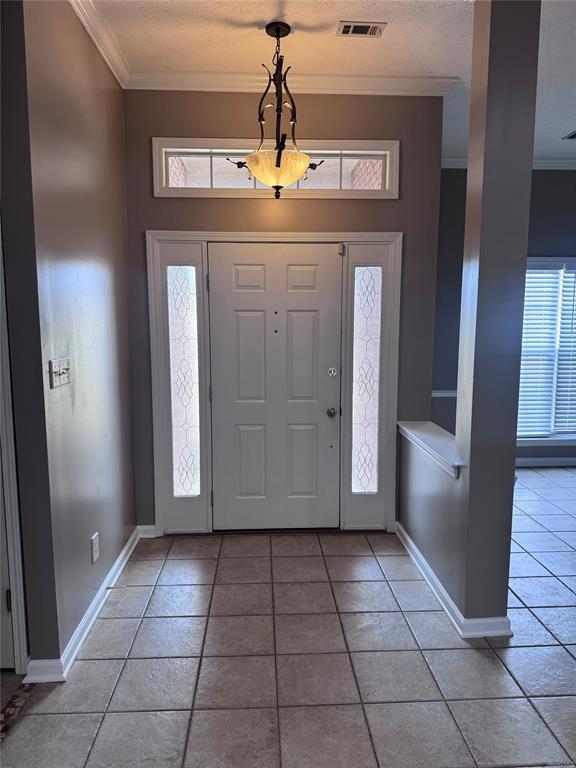 Building Photo - 1924 Dundee Dr