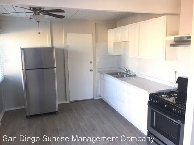 Building Photo - 5015 Comanche Dr
