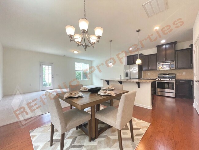 Foto del edificio - 606 Briarcliff St