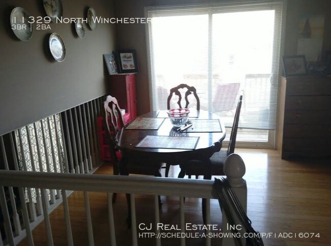 Foto del edificio - 11329 N Winchester Ave