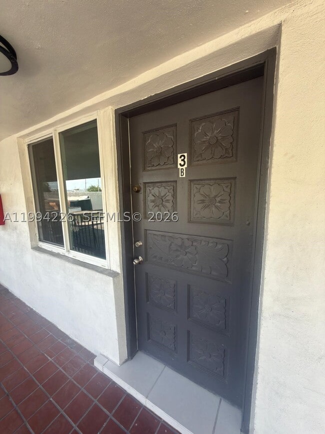 Building Photo - 2622 NW 24th St