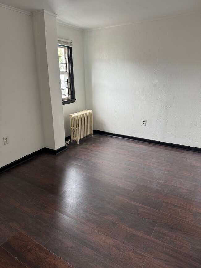 Building Photo - 55 Halsey St