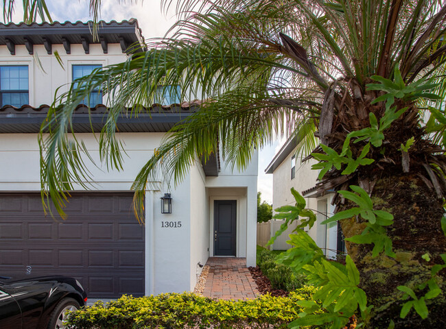 Building Photo - 13015 Sanctuary Village Ln