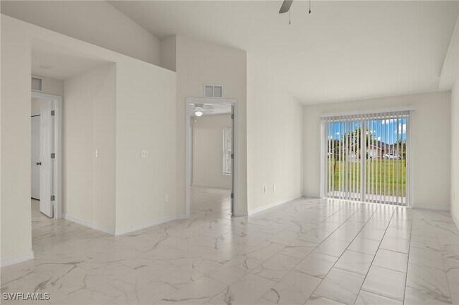 Foto del edificio - 4538 SW 8th Pl