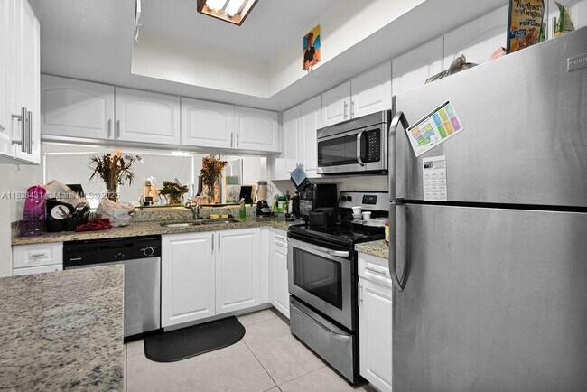 Foto del edificio - 7887 NW 7th Ct