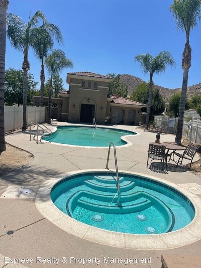 Building Photo - 1 br, 1 bath House - 896 Poppyseed Way #104
