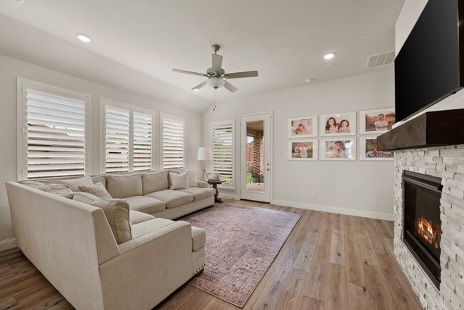 Building Photo - 14205 Spitfire Trail
