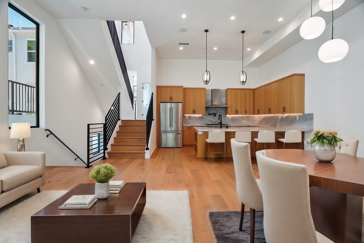 Foto principal - 6325 Primrose Ave