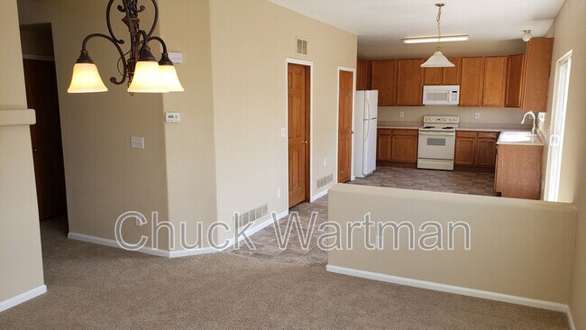 Building Photo - 4681 Tetman Ln