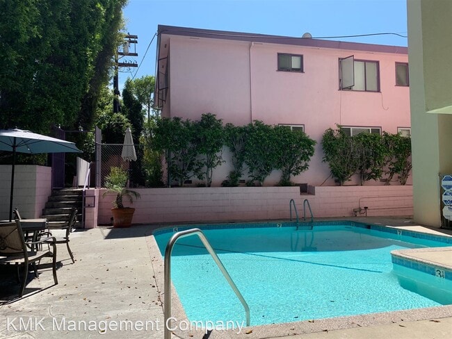 Building Photo - 1 br, 1 bath Apartment - 1408 S Beverly Gl...