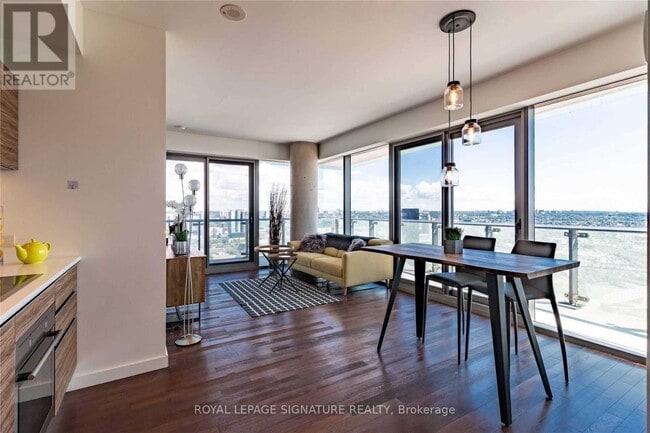 Photo du bâtiment - 390 Cherry St