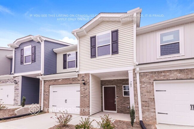 Foto del edificio - 705 Hilton Pk Lp