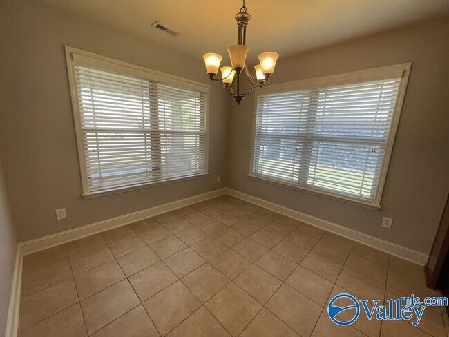 Foto del edificio - 711 River Landing Blvd SW