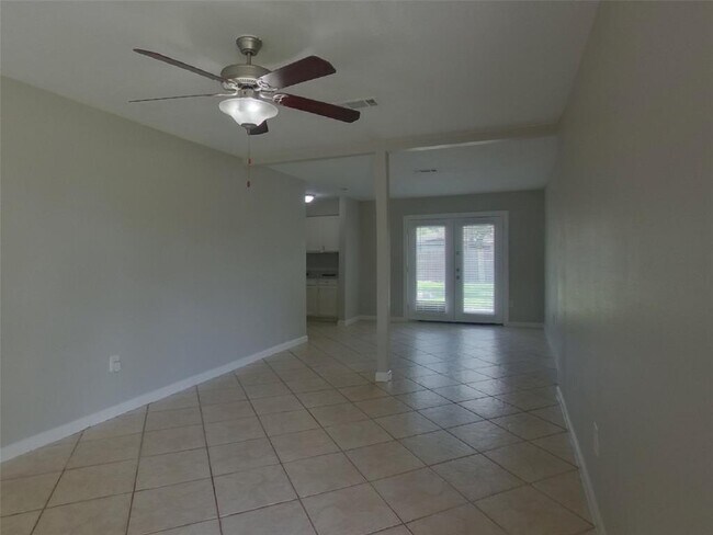Building Photo - 9614 Crooked Wood Ln