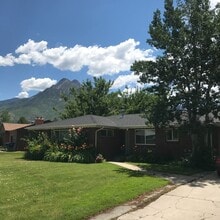 Building Photo - 2060 E Delmont Dr