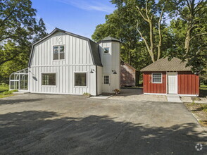 Building Photo - 7479 Grove Rd