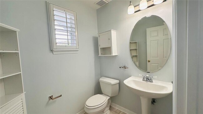 Foto del edificio - 622 Wisteria Ln