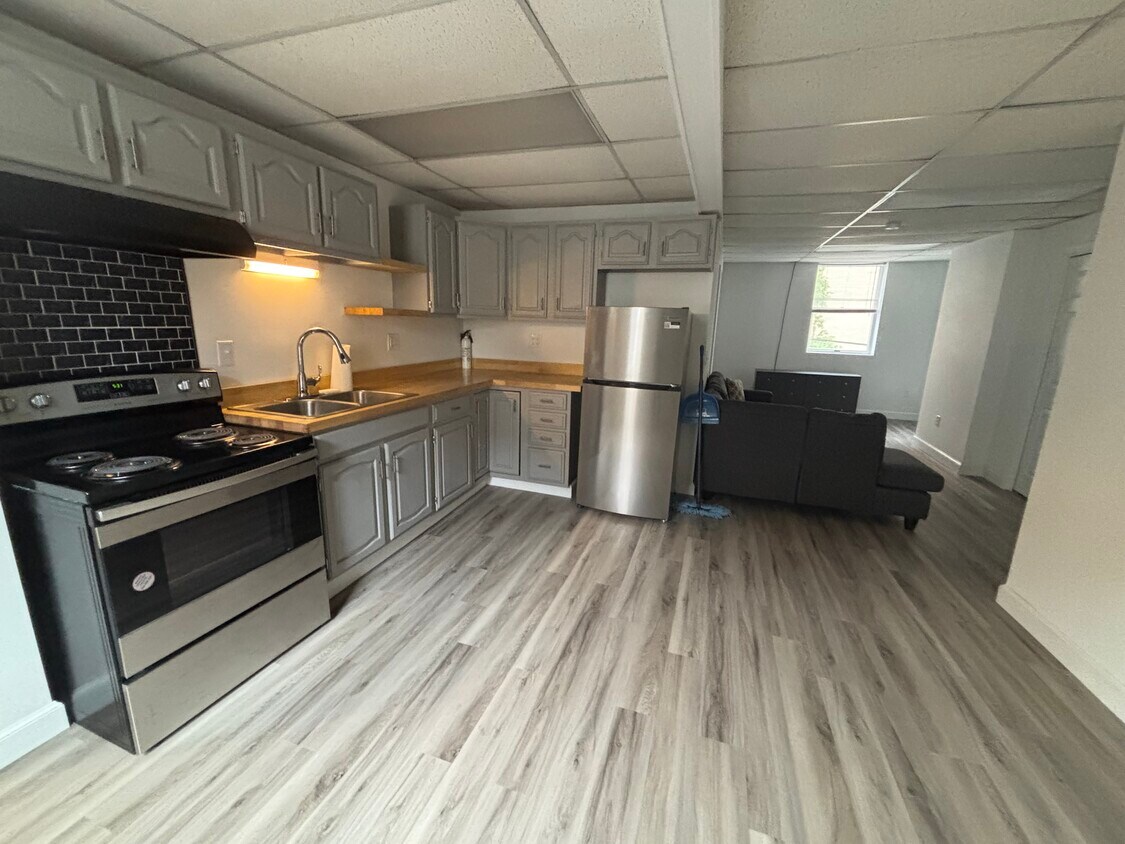 Kitchen - 38 N Main St