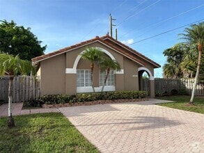 Building Photo - 7601 NW 166th Terrace
