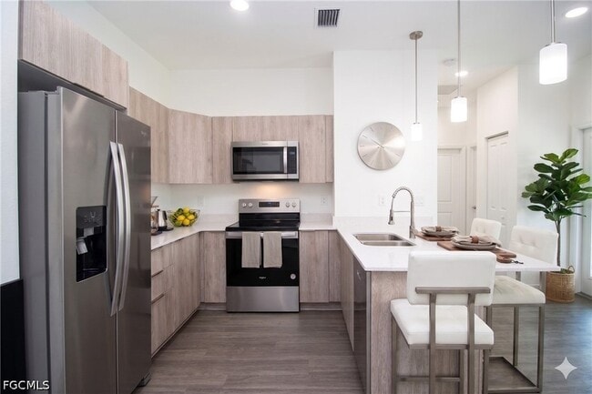 Foto del edificio - 9004 Justice Cir