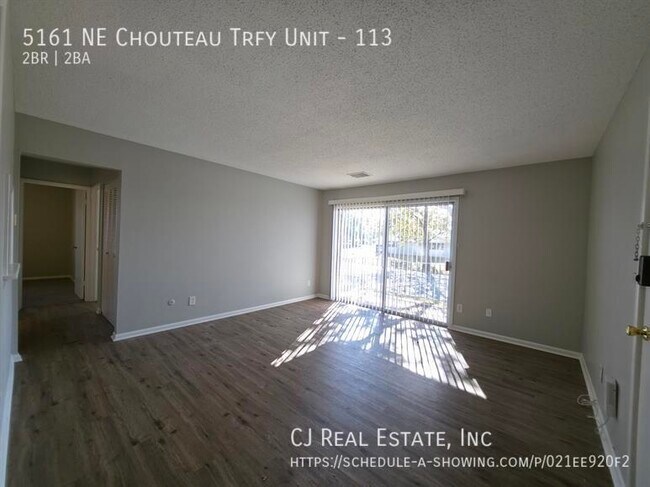 Building Photo - 5161 NE Chouteau Trafficway
