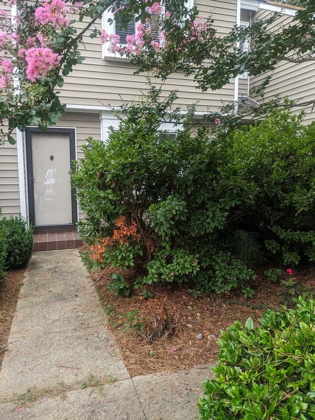 Foto principal - 3501 Christopher Dr NW